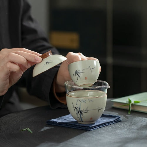 An unique gongfu tea set gift for all tea lovers or Birthday, Valentine's Day, Father's & Mother's Day and Christmas.