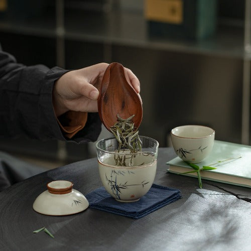 An unique gongfu tea set gift for all tea lovers or Birthday, Valentine's Day, Father's & Mother's Day and Christmas.