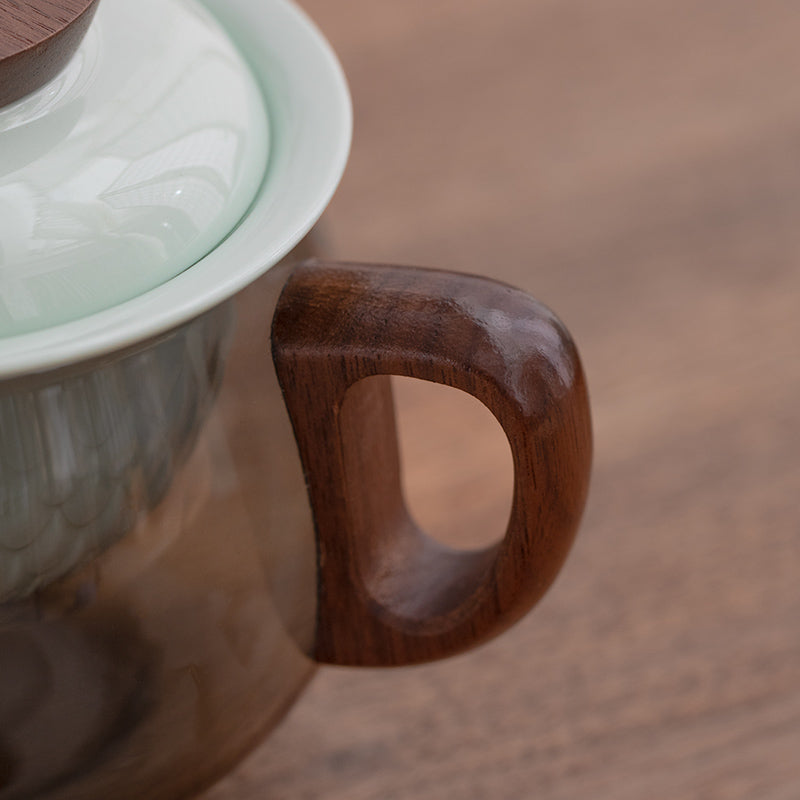 tea cup with wood handle