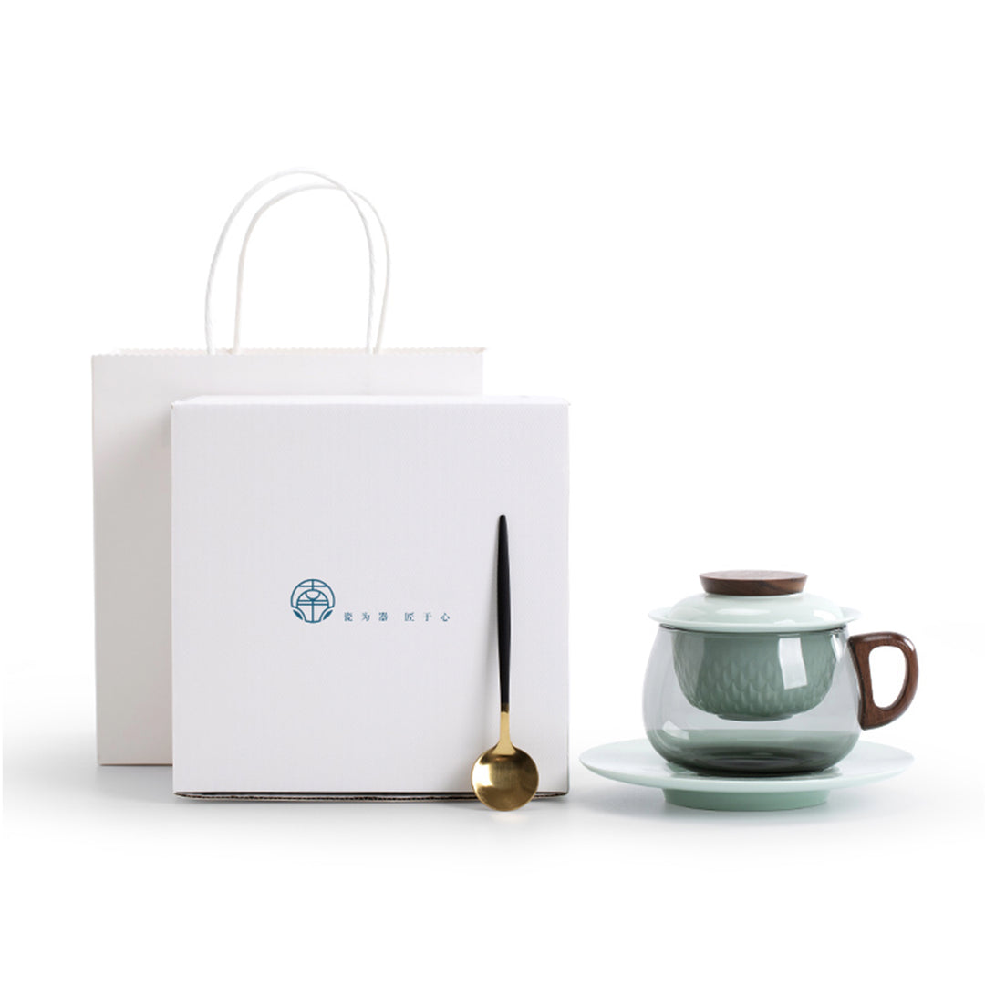 glass mug with lid and saucer spoon