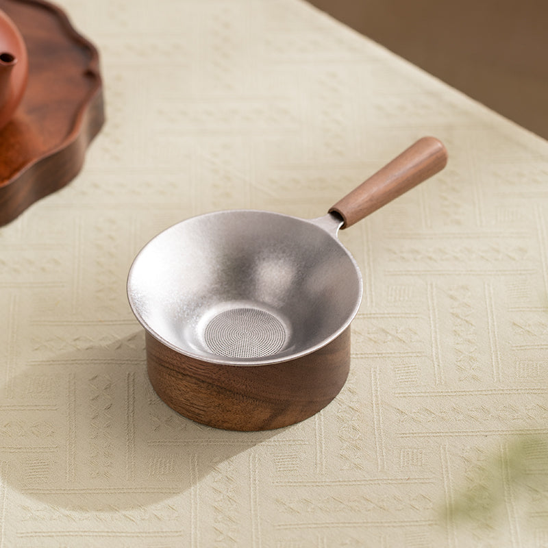 Pass Through - Tea strainer with holder | Tea filter
