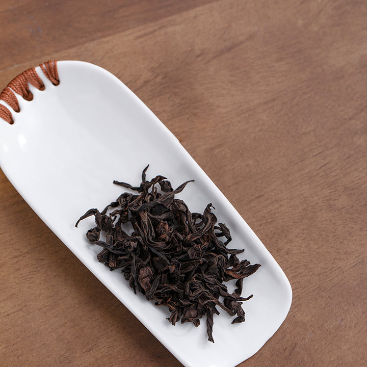 Tie Luohan |  Oolong tea | Wuyi rock tea - cinnamon and wood aroma