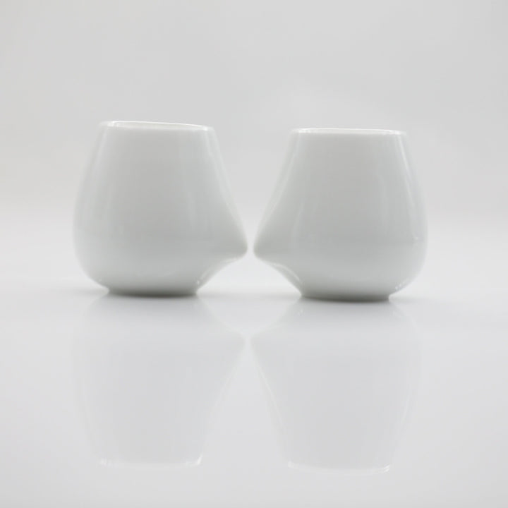Ensemble de saké confortable tressé à la main de 3 | 1 bouteille de saké 2 tasses 1 coffret cadeau | Ensemble saki en céramique de style japonais | cadeau de mariage/anniversaire