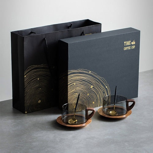 Little luxury gift box | Personalized Mr and Mrs mug set of 2