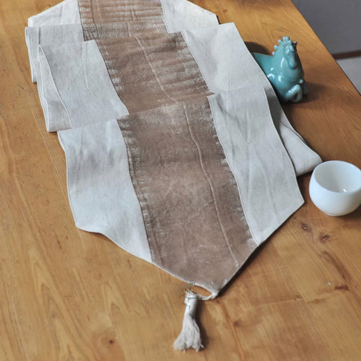 Coureur de table en lin rustique fait à la main avec gland | chemin de tapis de table long | tapis de table pour vacances, Noël, ferme, taille personnalisée