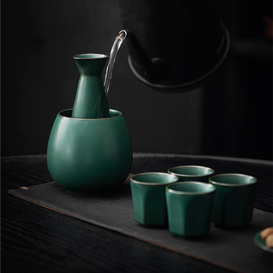 Vintage Japanese sake set with warmer  | Dining decor - Teaware Space
