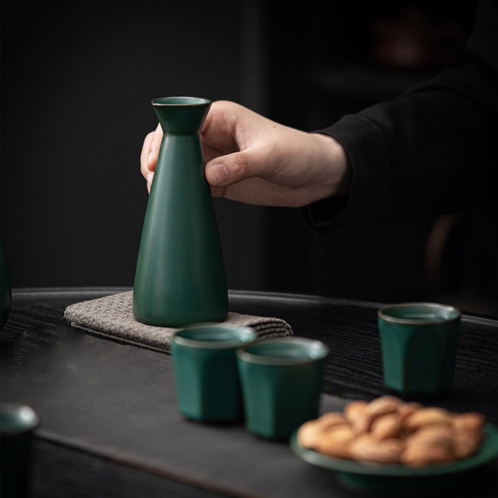 Vintage Japanese sake set with warmer  | Dining decor - Teaware Space