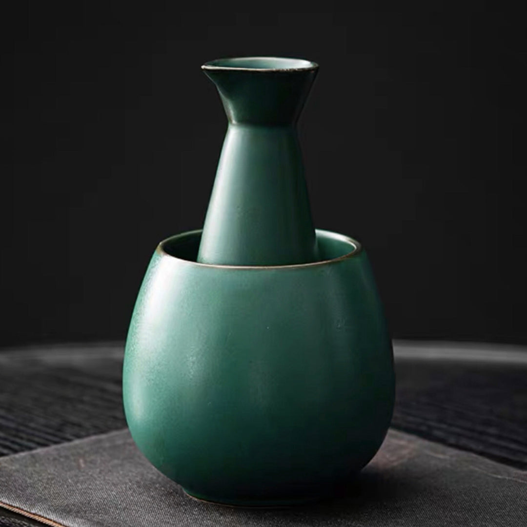 Vintage Japanese sake set with warmer  | Dining decor - Teaware Space