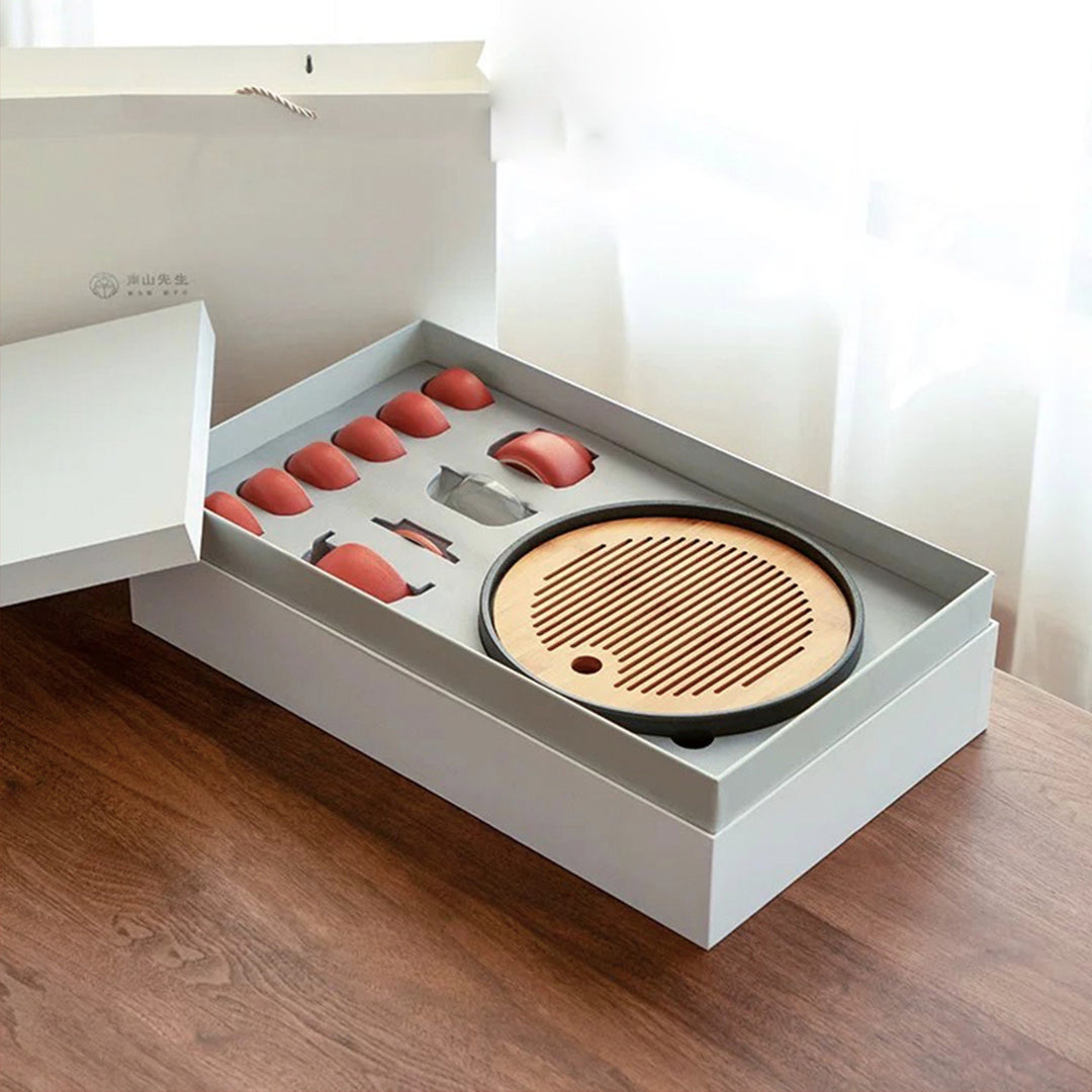 Personalized tea ceremony set with tray
