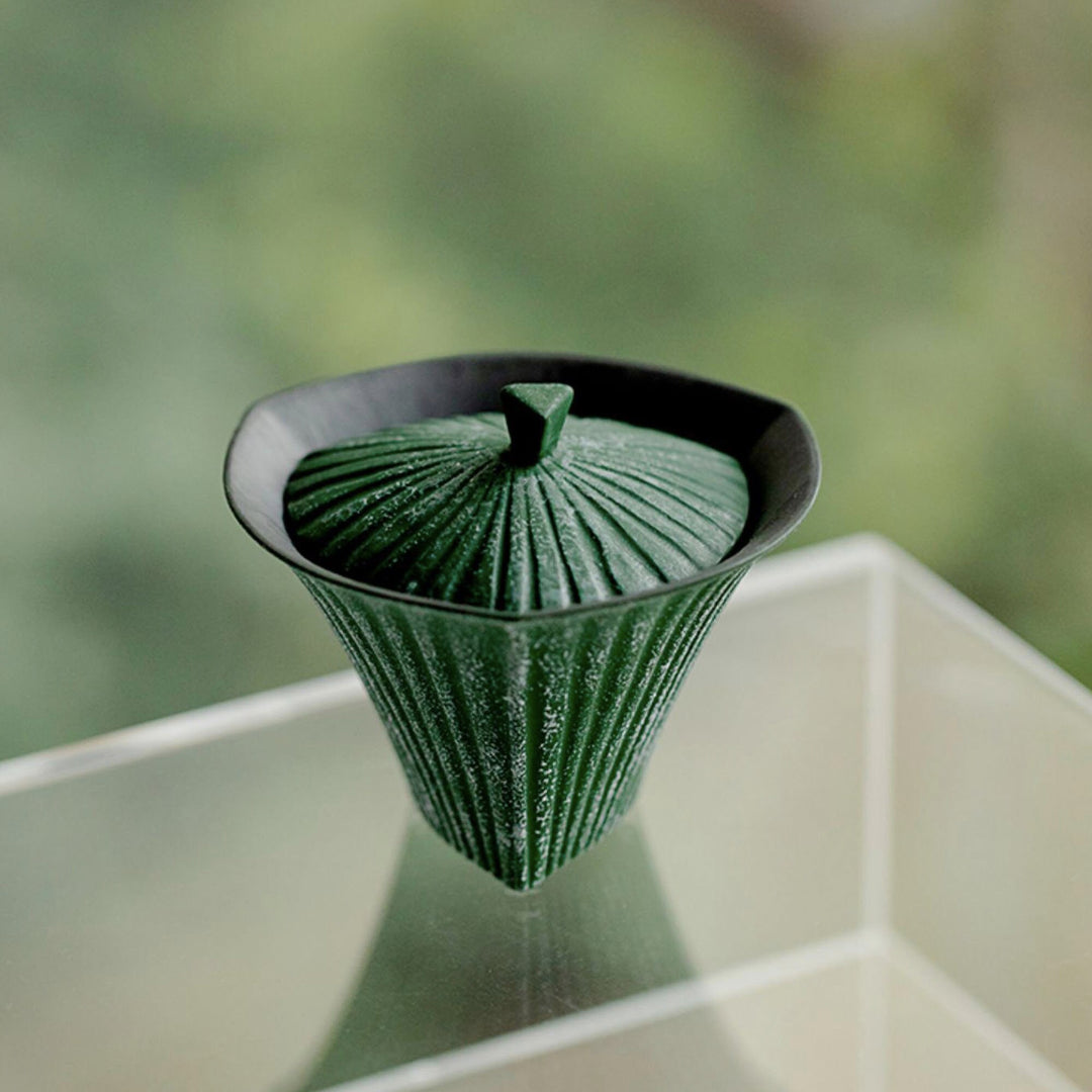 Service à thé Gaiwan Unique Pin Green 80ml fait à la main | cadeau de thé en porcelaine pour elle/lui