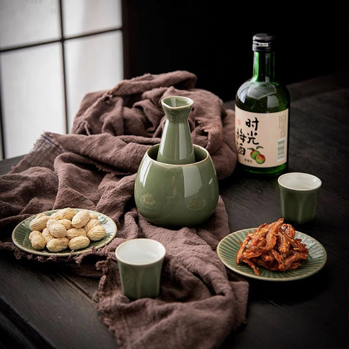 Japanese Vintage sake set with warmer - Teaware Space