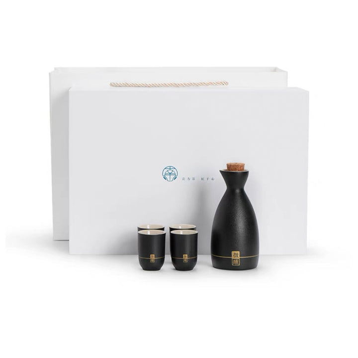 Personalized Japanese  sake set with tray - Teaware Space