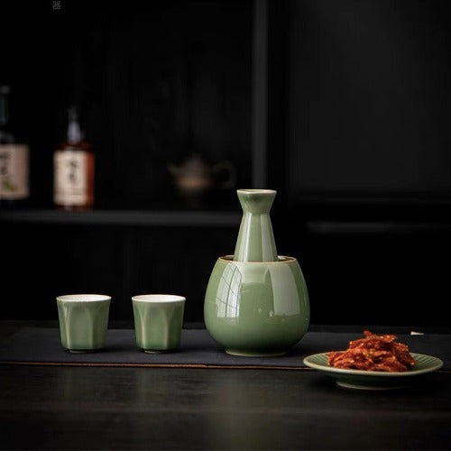 Japanese Vintage sake set with warmer - Teaware Space