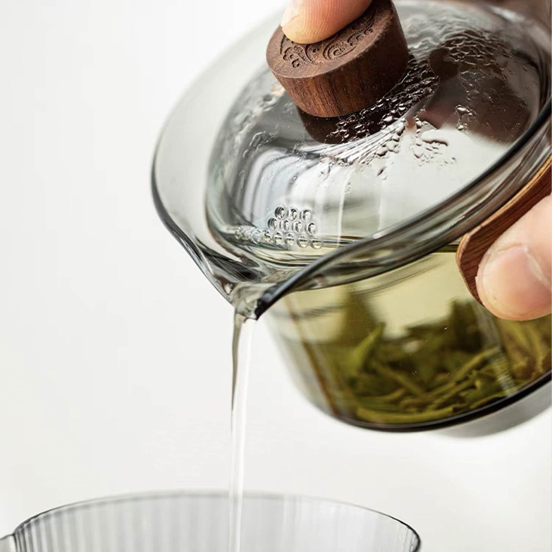 teapot with infuser