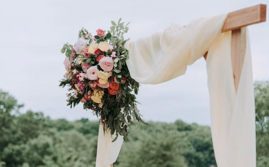 The Ultimate Fall Wedding Gift Guide: 5 Personalized Drinkwares for Couples