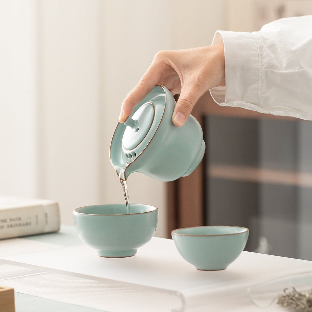 Ru Yao Tea Wares - the perfect embodiment of "warm, rustic, and exquisite."