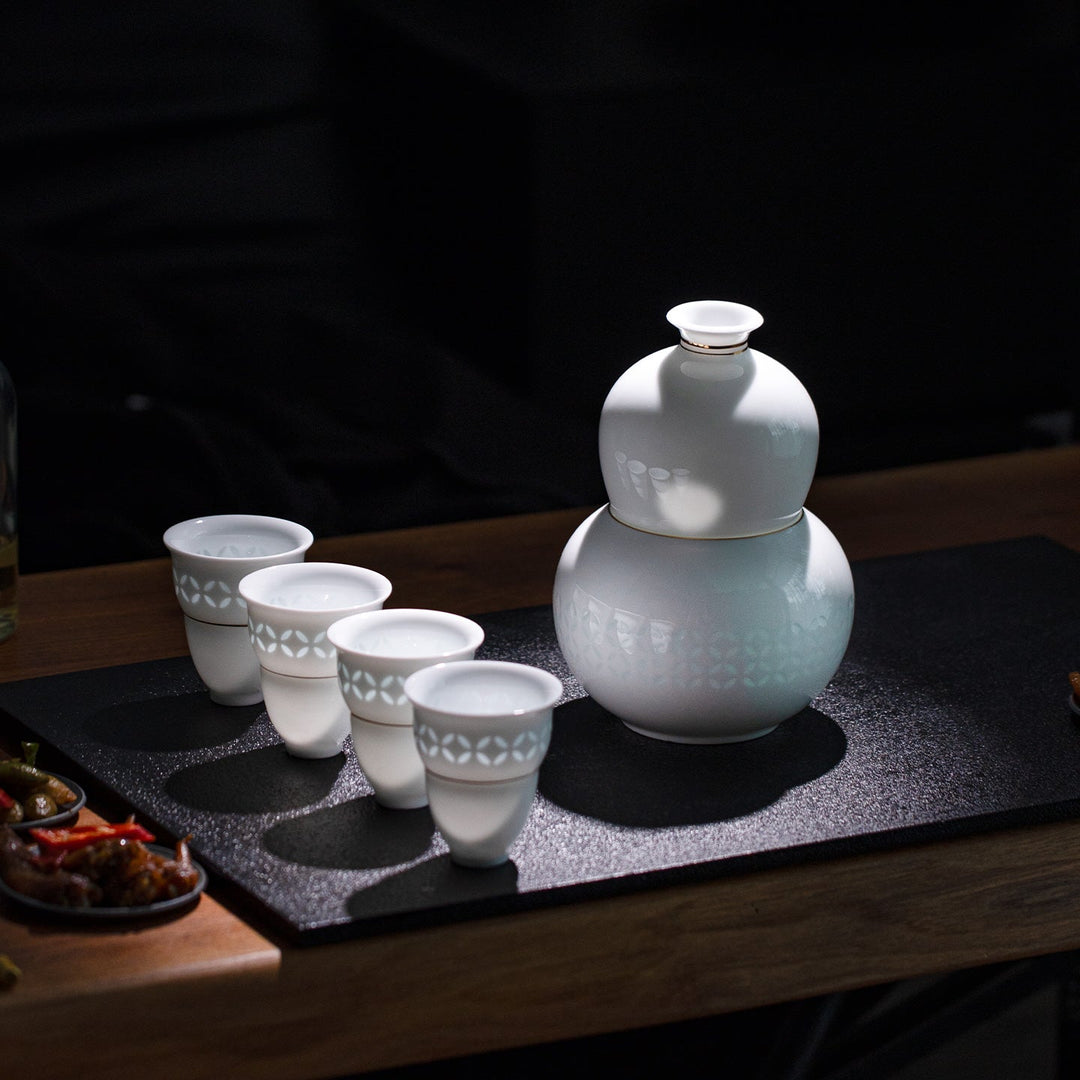 Best Japanese Hot Sake for Gift - Beginner Friendly