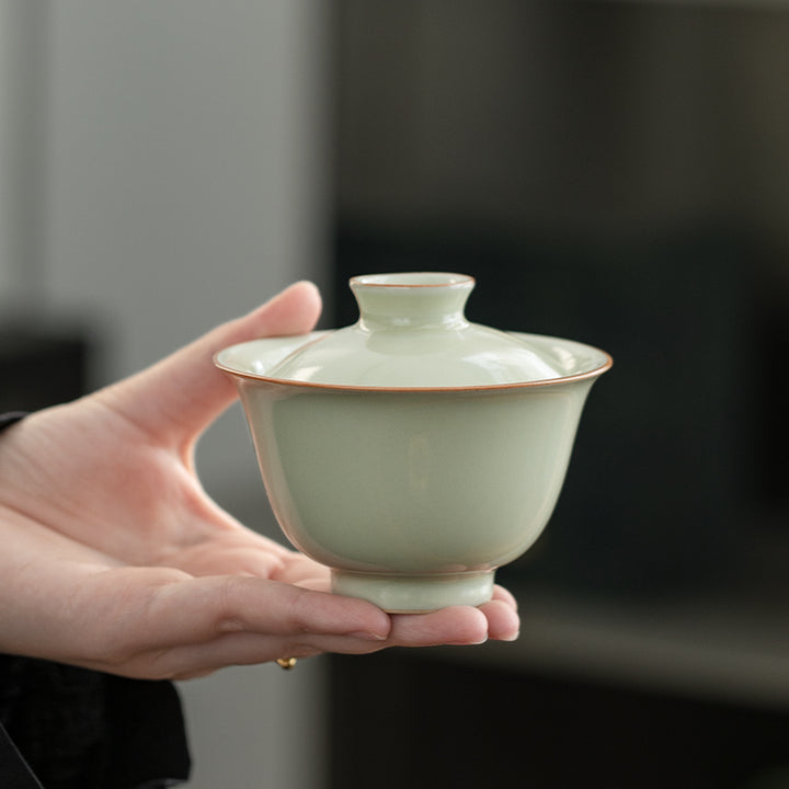 Petal Days - Personalized travel tea set for four