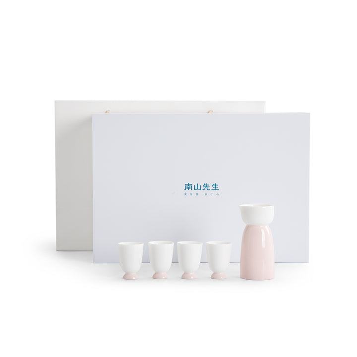 Bliss - Pink Japanese tokkuri sake set