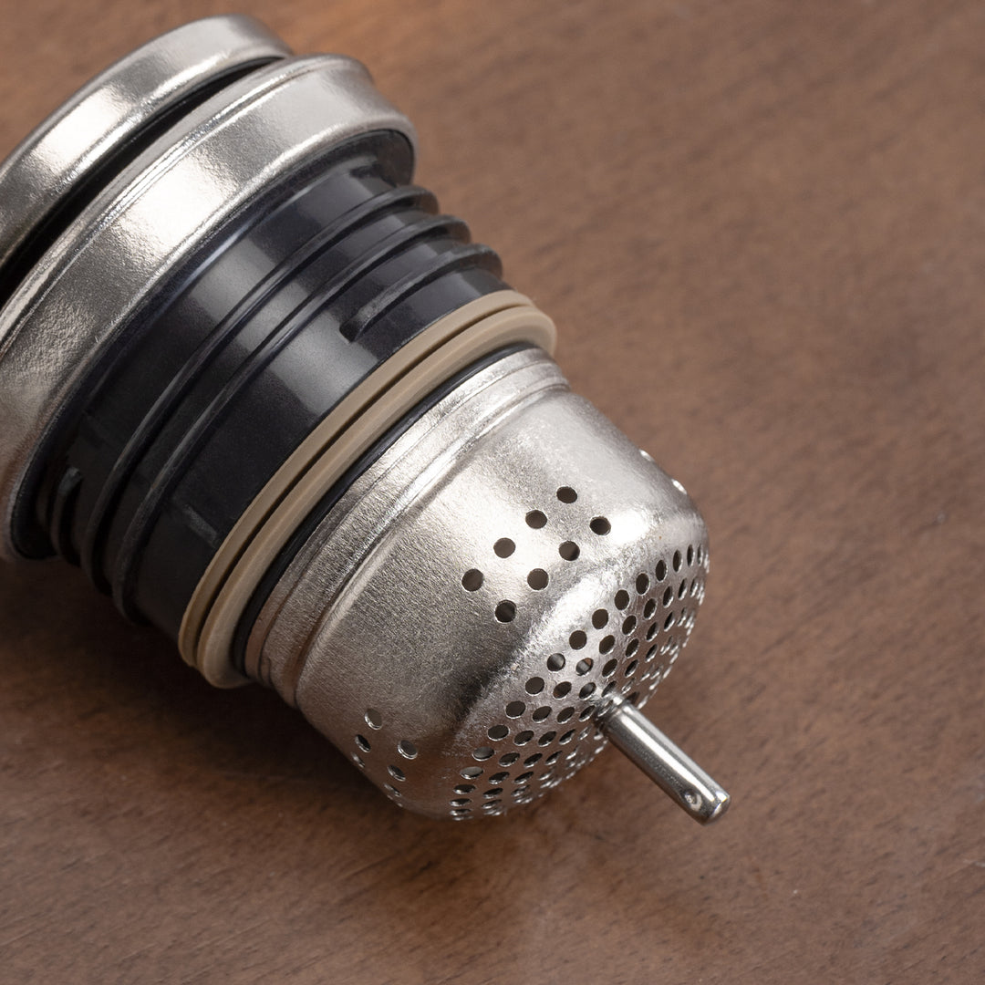Substantial - 800ml Silvert Titanium Thermos