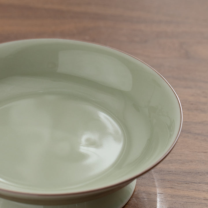 Mistery Beauty - Vintage teapot with holder set