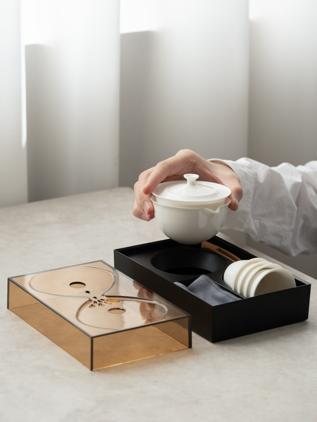 Returning Clouds - Smart Design Gaiwan Tea Set with Convertible Tray
