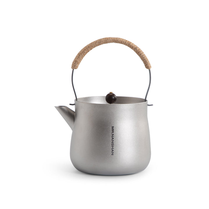 Right moment - Pure Titanium teapot with top handle