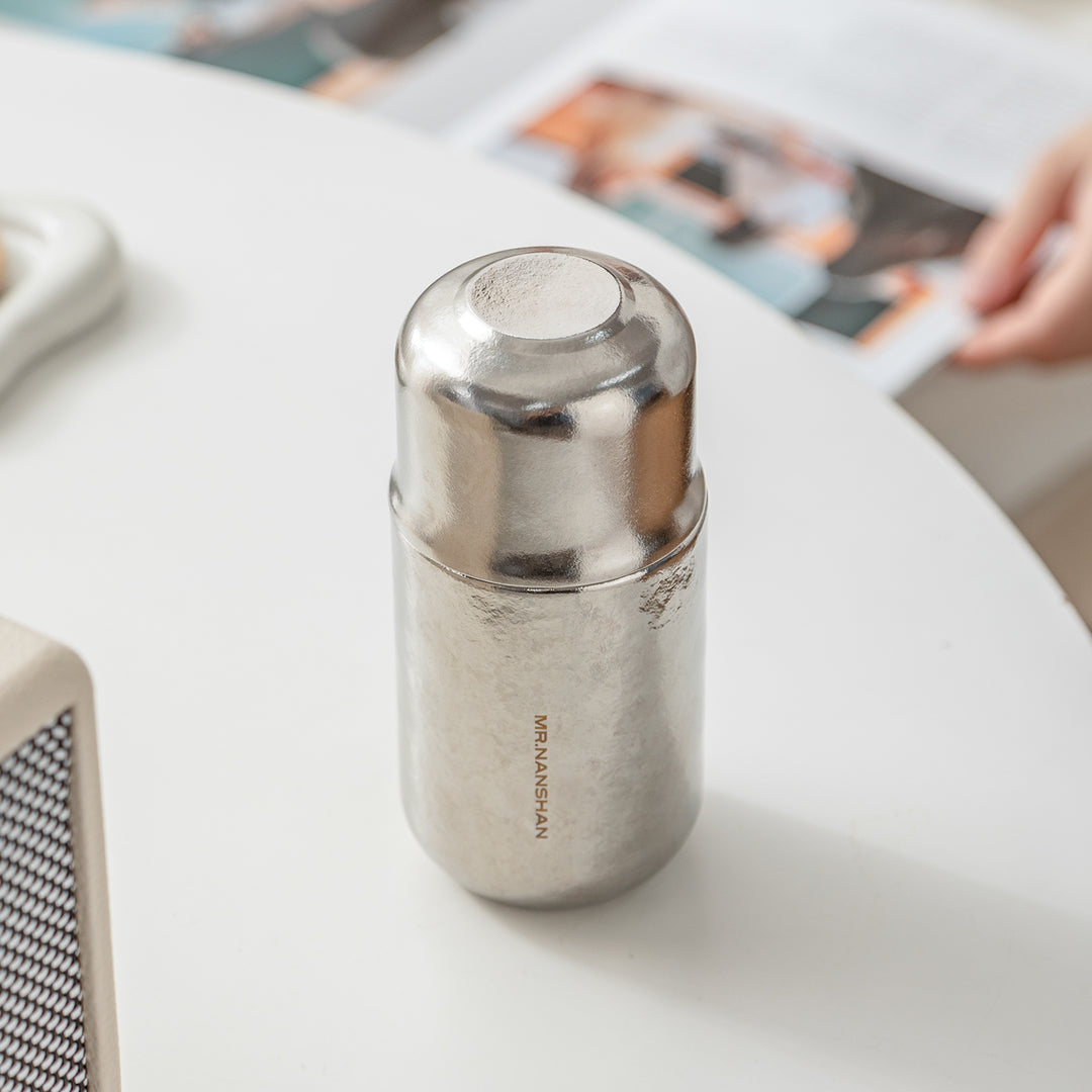 Celestia - Black/Silver Titanium Tea Infuser Bottle