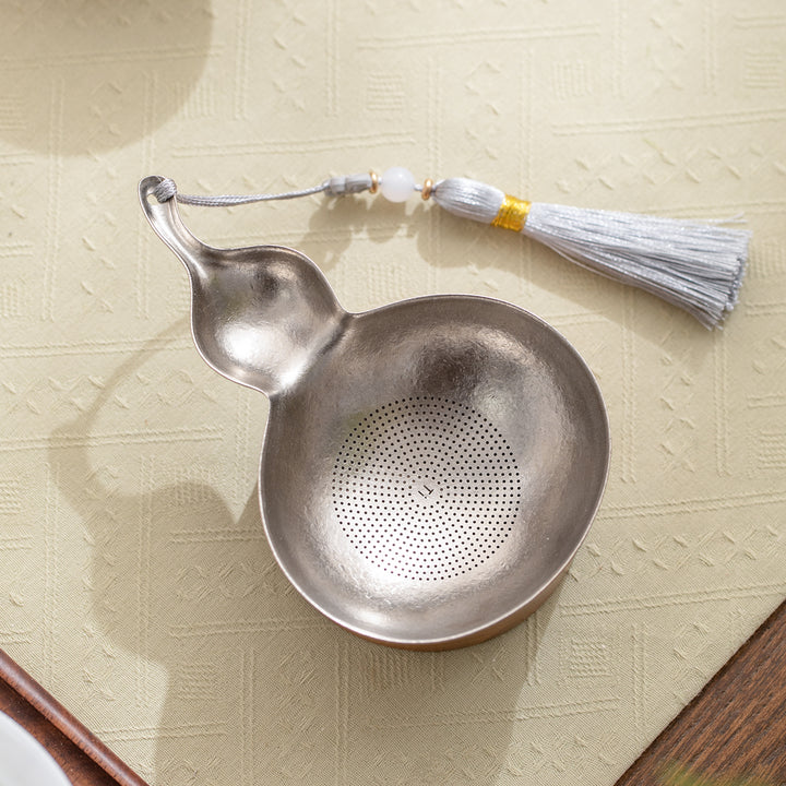 Gourd Gharm - Titanium tea strainer with holder set | Tea filter - Teaware Space