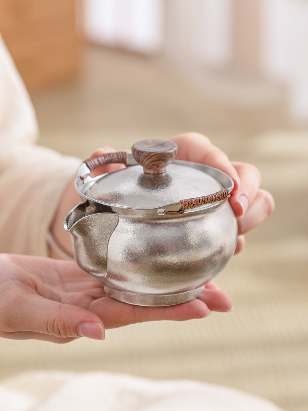 Ti Simple - Titanium travel teapot set for camping