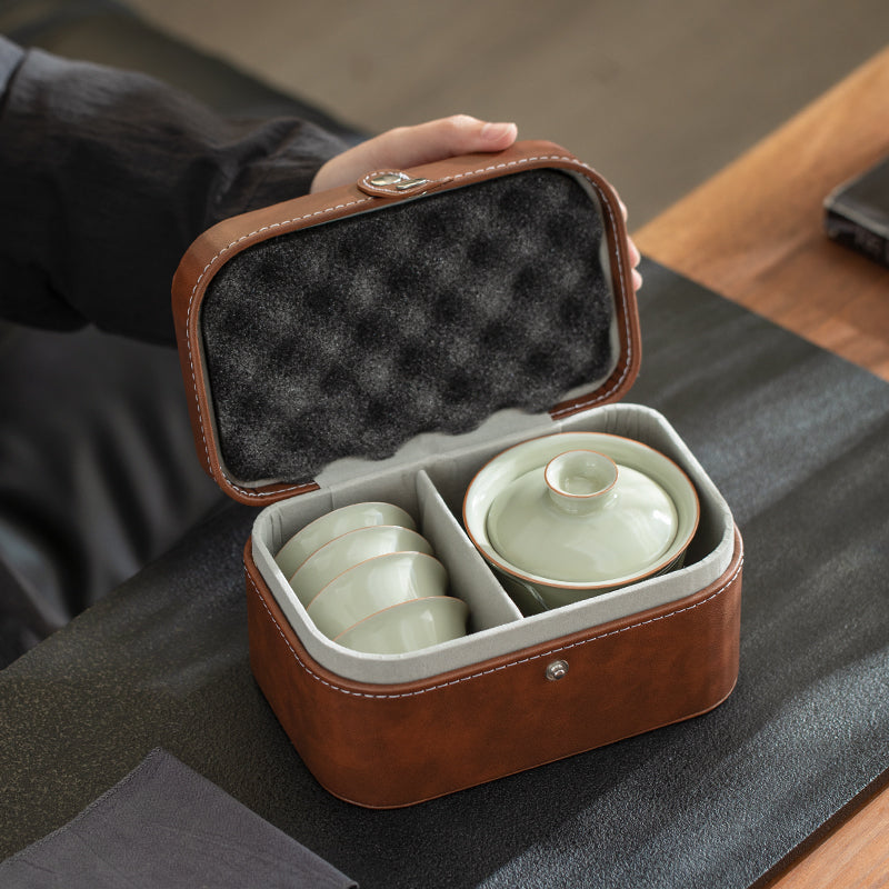 Petal Days - Personalized travel tea set for four