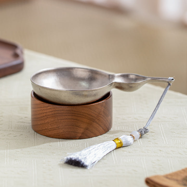 Gourd Gharm - Titanium tea strainer with holder set | Tea filter - Teaware Space
