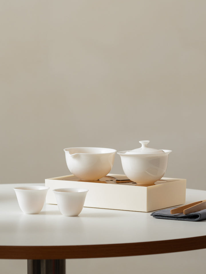 Returning Clouds - Smart Design Gaiwan Tea Set with Convertible Tray