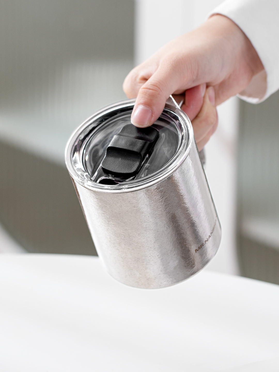 Enjoy - Pure Titanium mug with lid for coffee and tea