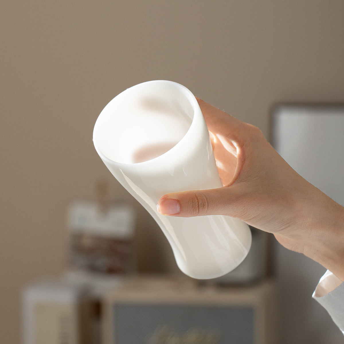 Alkiad - White ceramic party cups - Teaware Space
