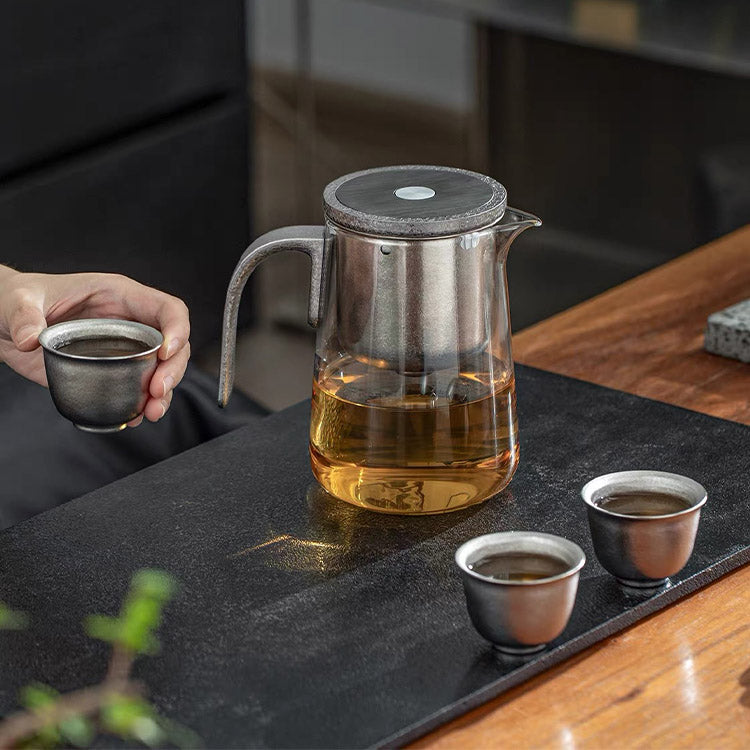 Flowing | Titanium and glass one-touch-teapot - Teaware Space