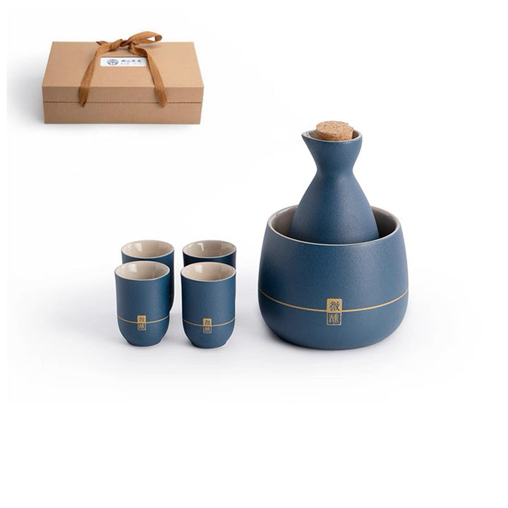 Tipsy - Handmade ceramic sake set with warmer