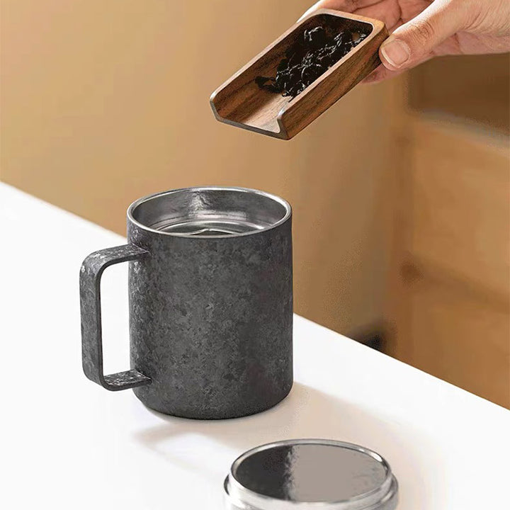 Unbreakable - Black Titanium tea infuser mug with lid