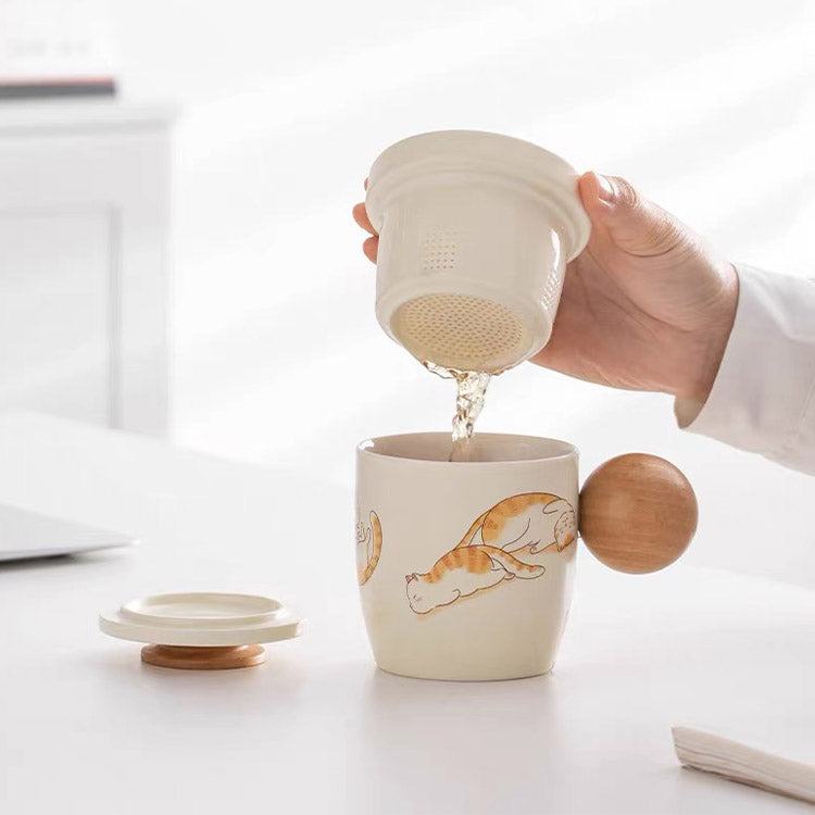 Lazy Cat - Handmade Cream cat infuser mug for tea