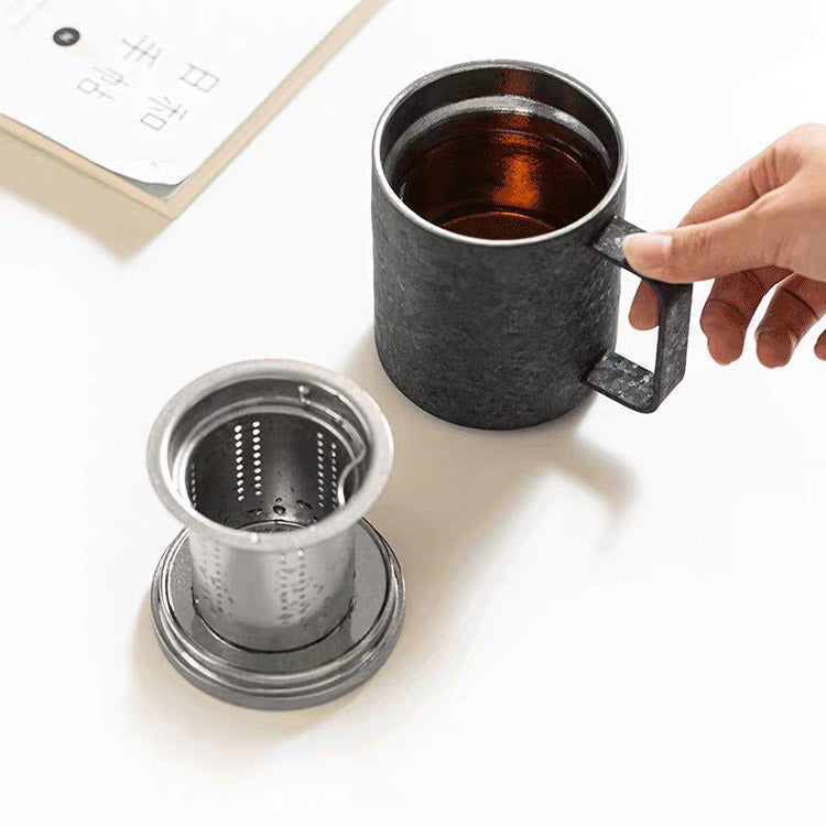 Unbreakable - Black Titanium tea infuser mug with lid