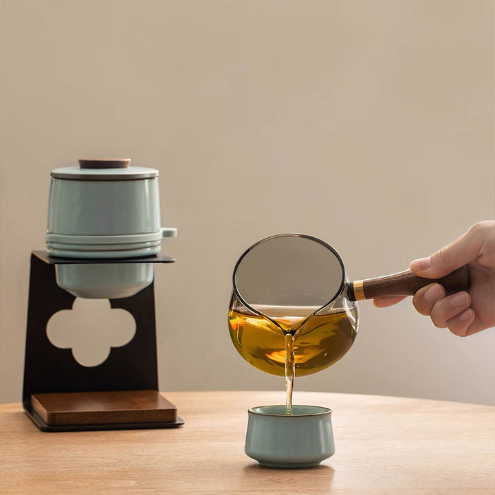 Strolling Clouds  - Semi-automatic glass and ruware tea and coffee maker
