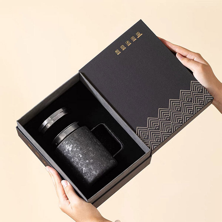 Unbreakable - Black Titanium tea infuser mug with lid