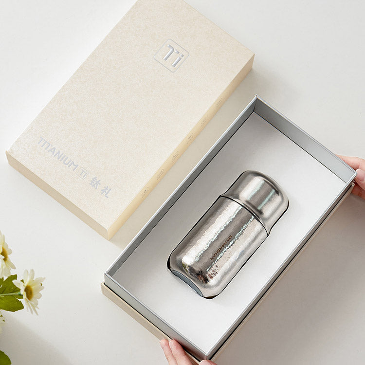Celestia - Black/Silver Titanium Tea Infuser Bottle