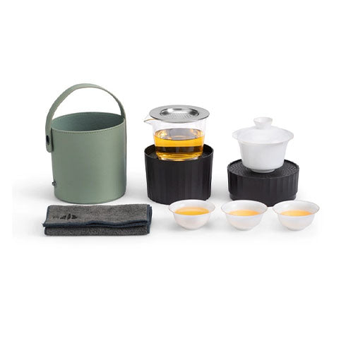 Portable travel tea set with case