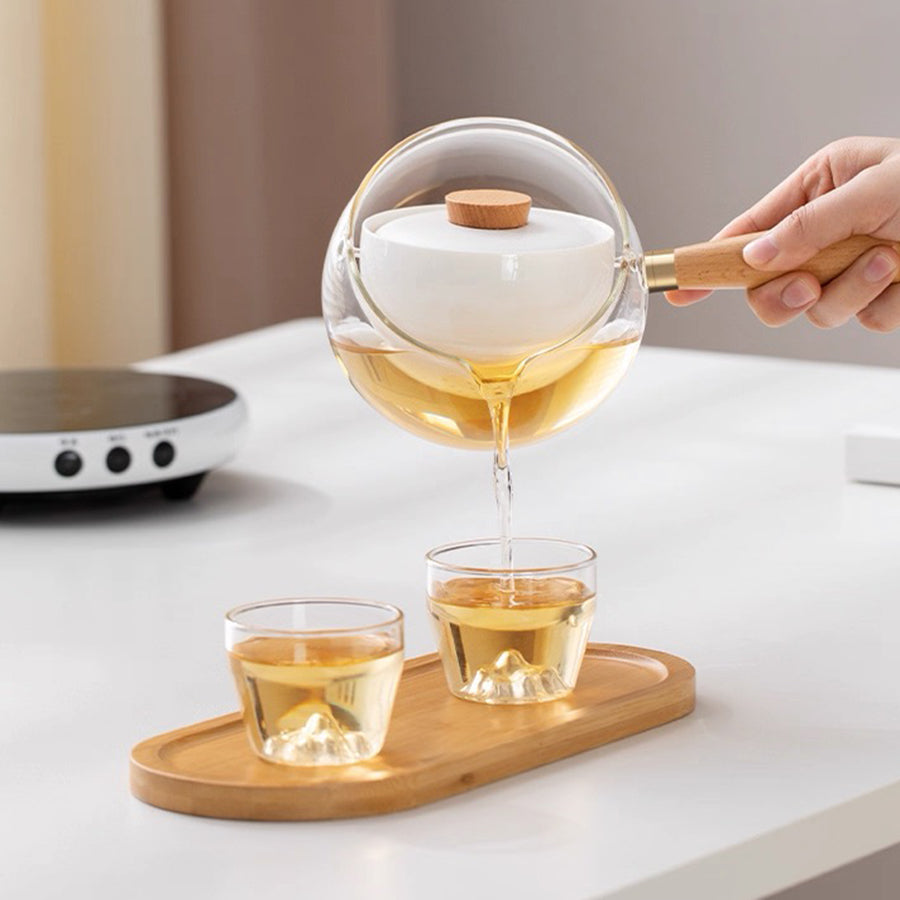 Minimalist glass teapot with rotate infuser