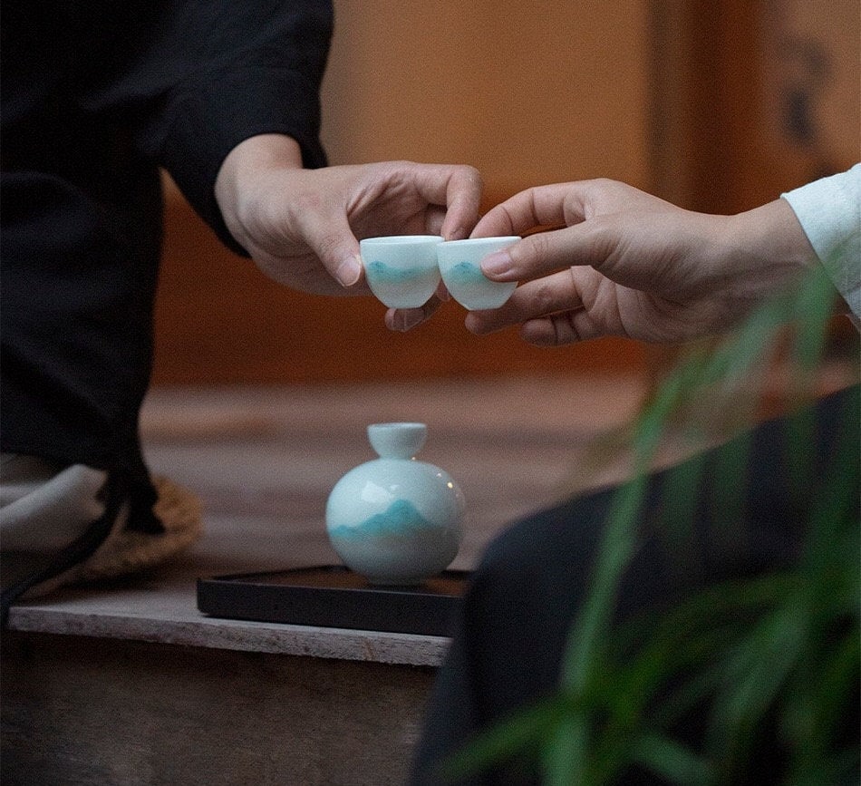 Handmade ceramic Mini Japanese sake set | Gift for man - Teaware Space