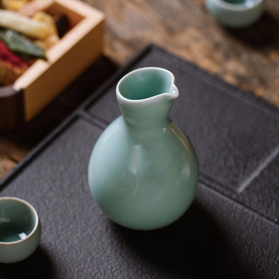 Japanese style Blue Vintage 7 pcs Sake set | 1 sake bottle, 6 cups | Ding table decor | wedding gift - Teaware Space