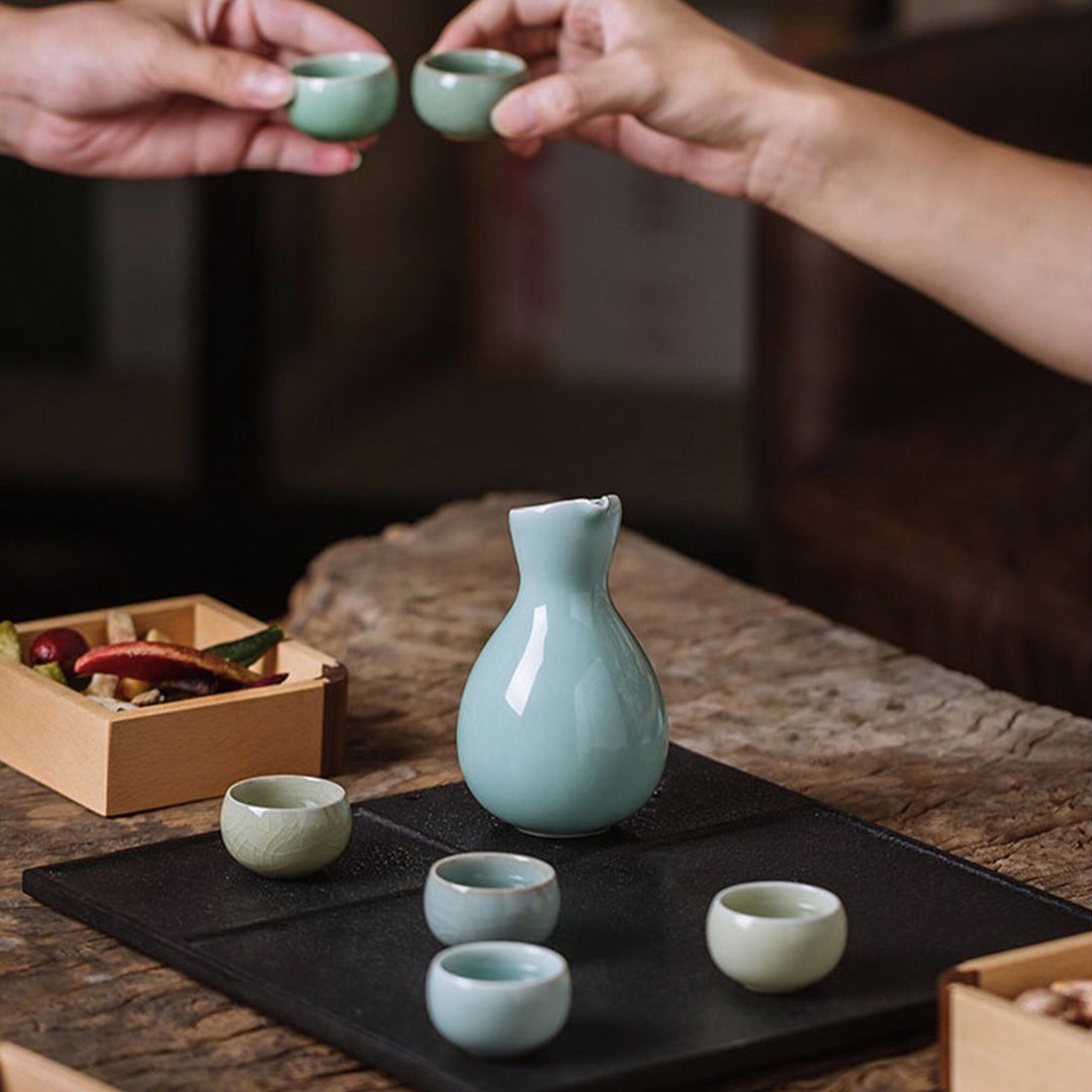 Japanese style Blue Vintage 7 pcs Sake set | 1 sake bottle, 6 cups | Ding table decor | wedding gift - Teaware Space
