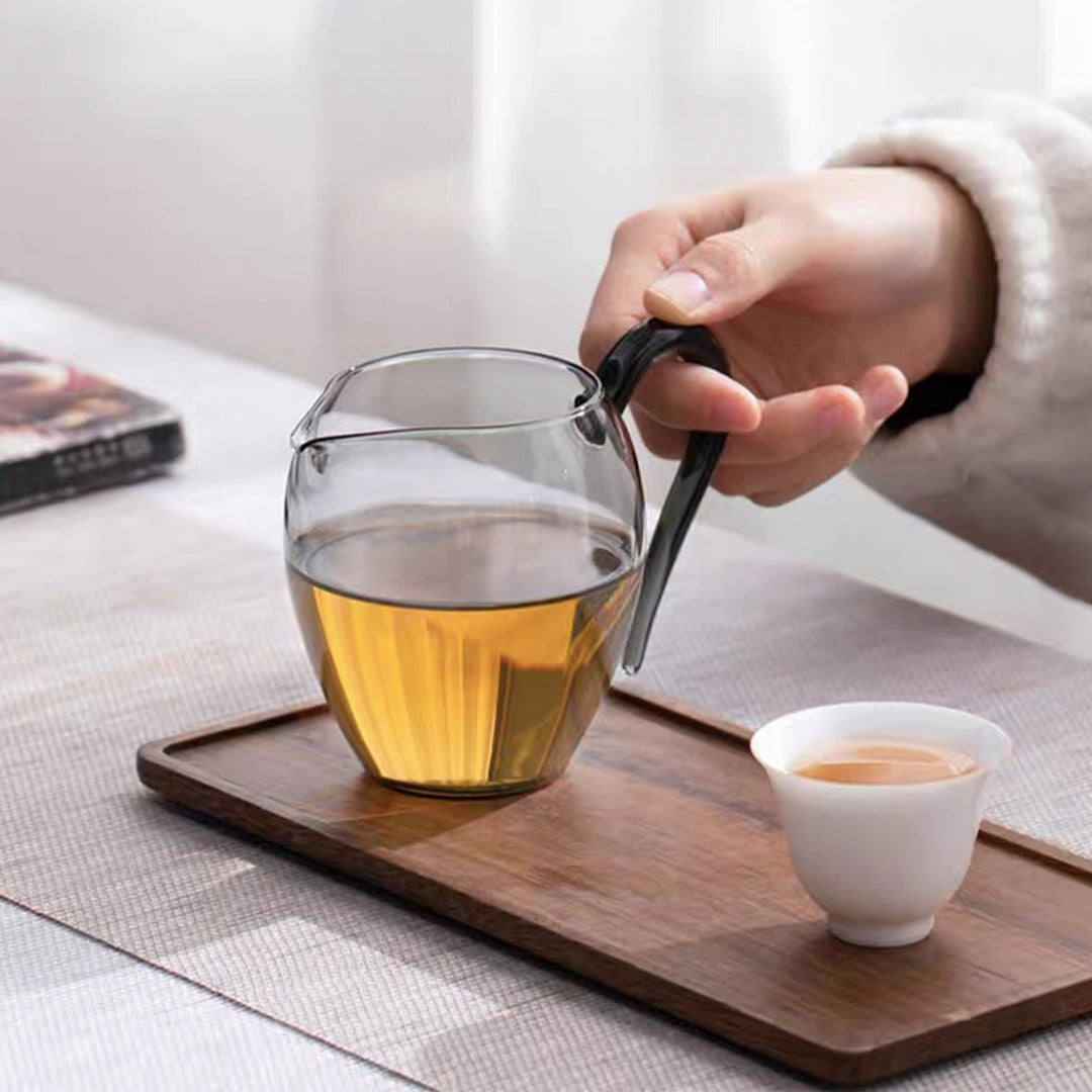 Minimalist Glass tea fair cup/gongdaobei