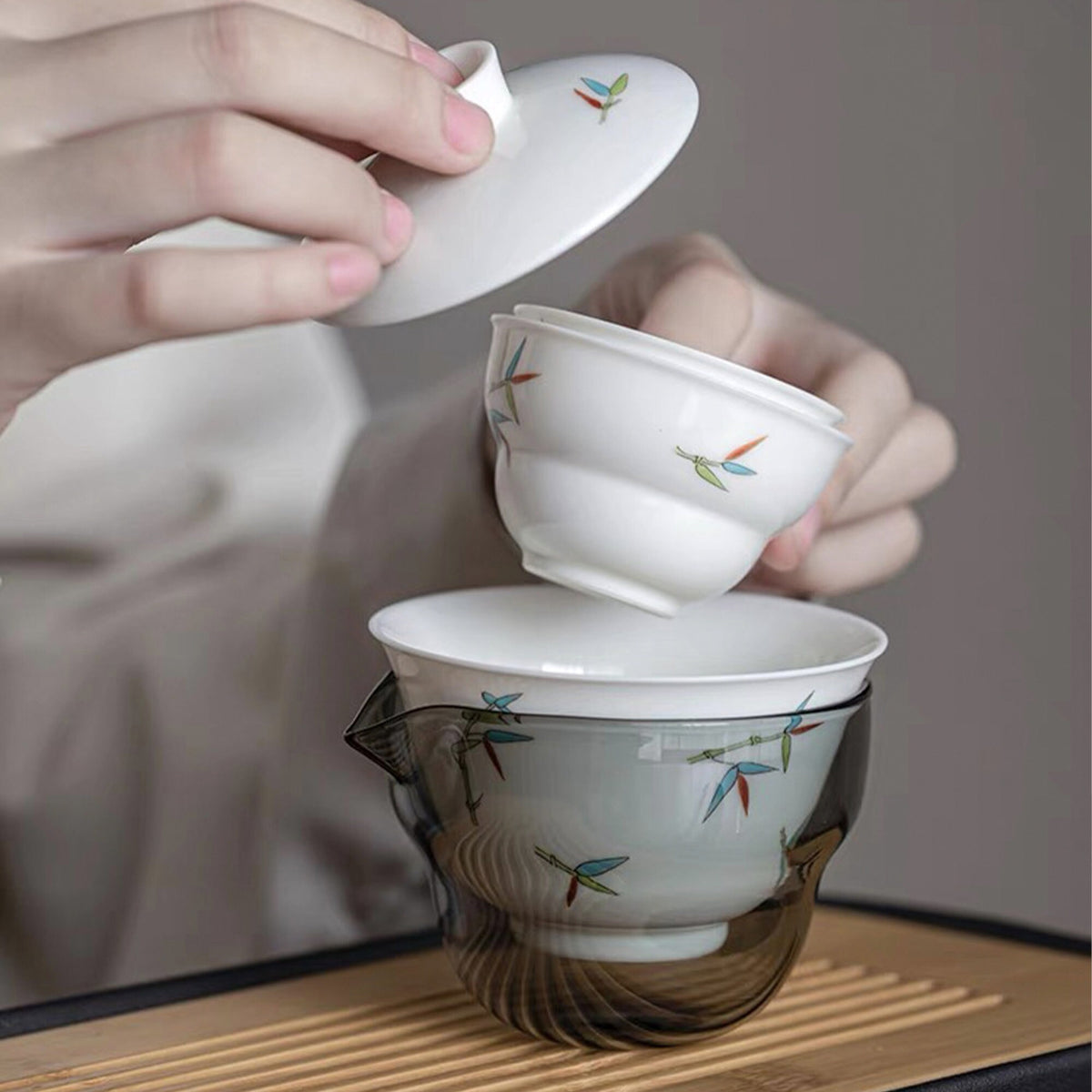 Hand-painted vintage travel gaiwan tea set for two - Teaware Space
